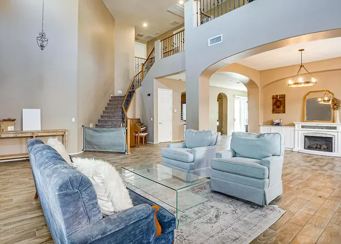 Desert Oasis W/ Fire Pit: 6 Mi To Cardinals Games Holiday home *