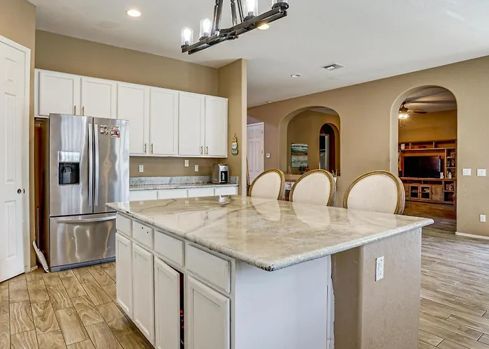 Desert Oasis W/ Fire Pit: 6 Mi To Cardinals Games Holiday home *